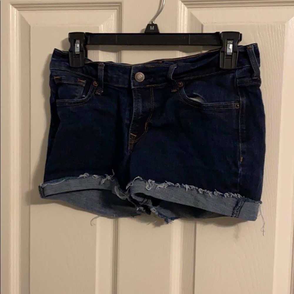 Jean shorts fit like high waisted shorts